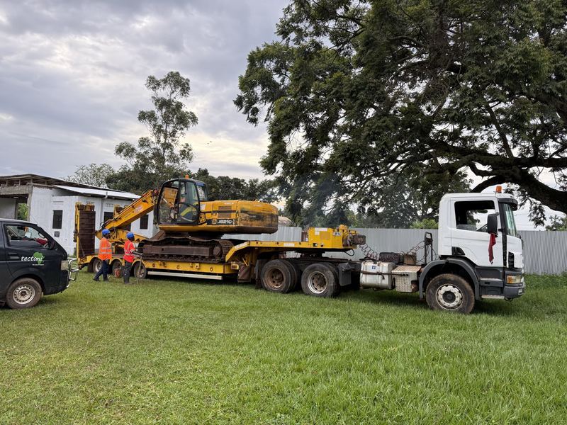Tectoni drilling rig loaded for transport to site
